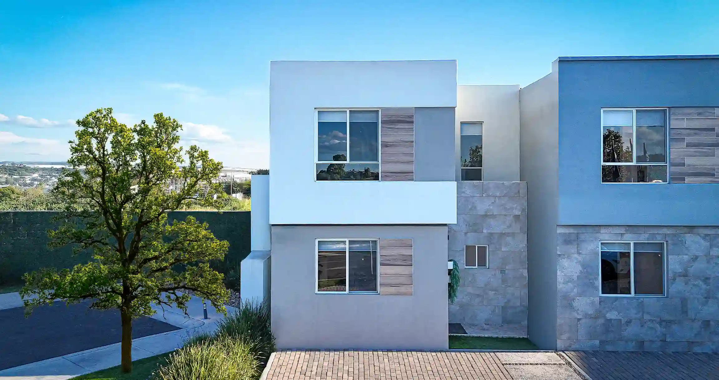 valencia-modelo-pino-fachada-casa