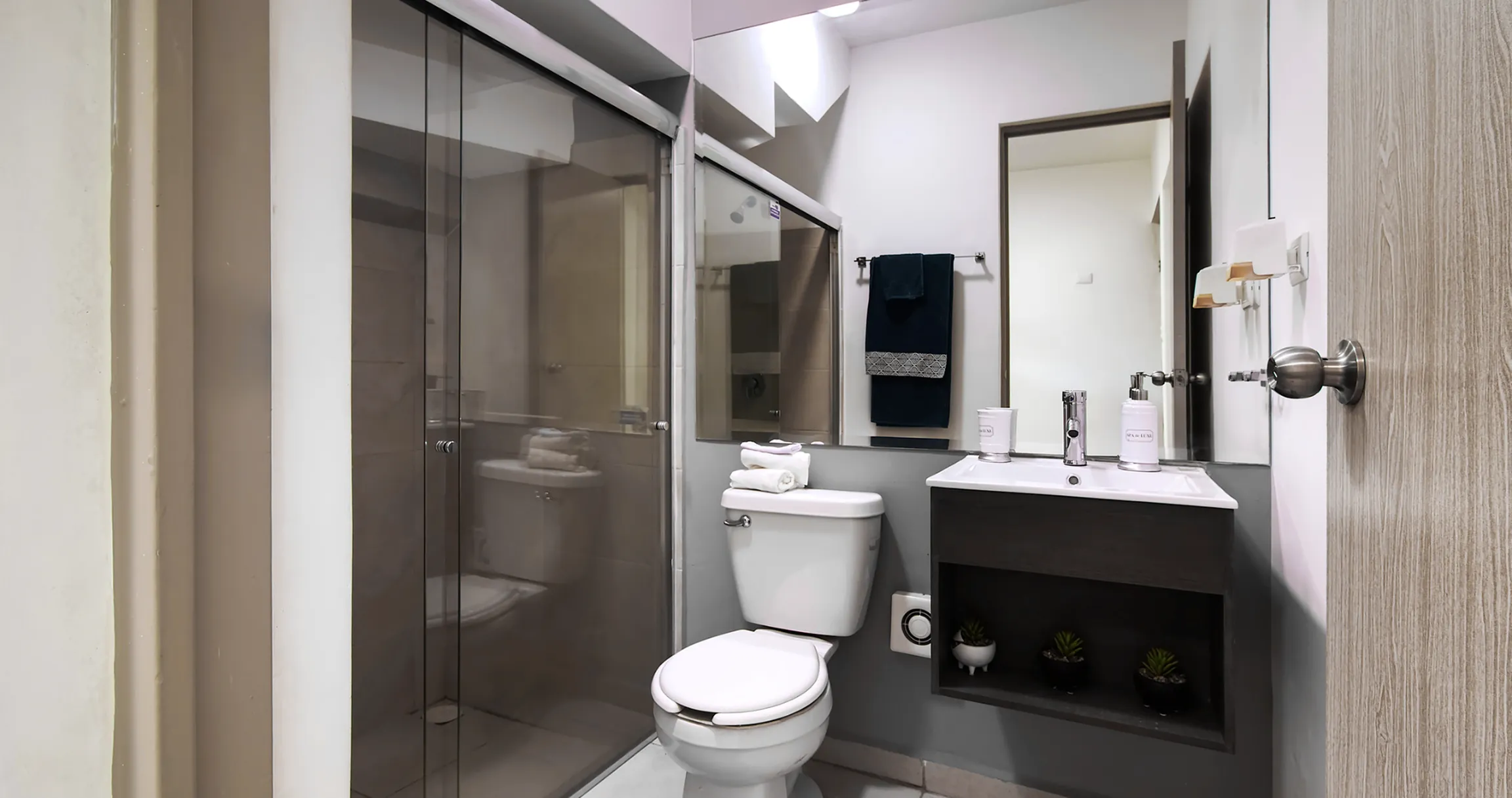 Provenza_baño3_2304x1217