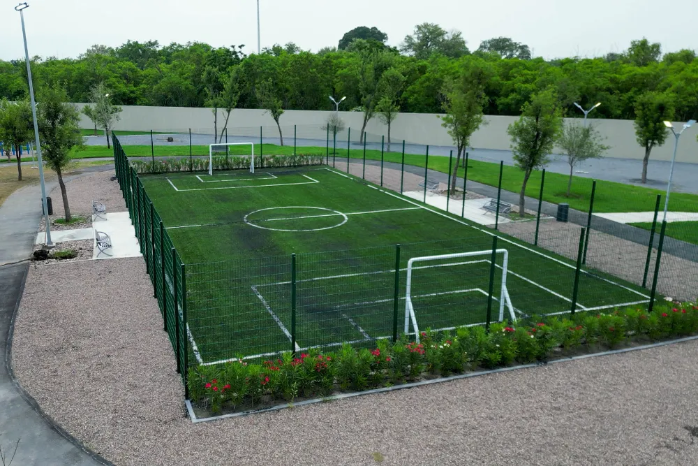 torento-residencial-cancha-futbol